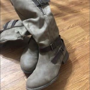 Women Boots